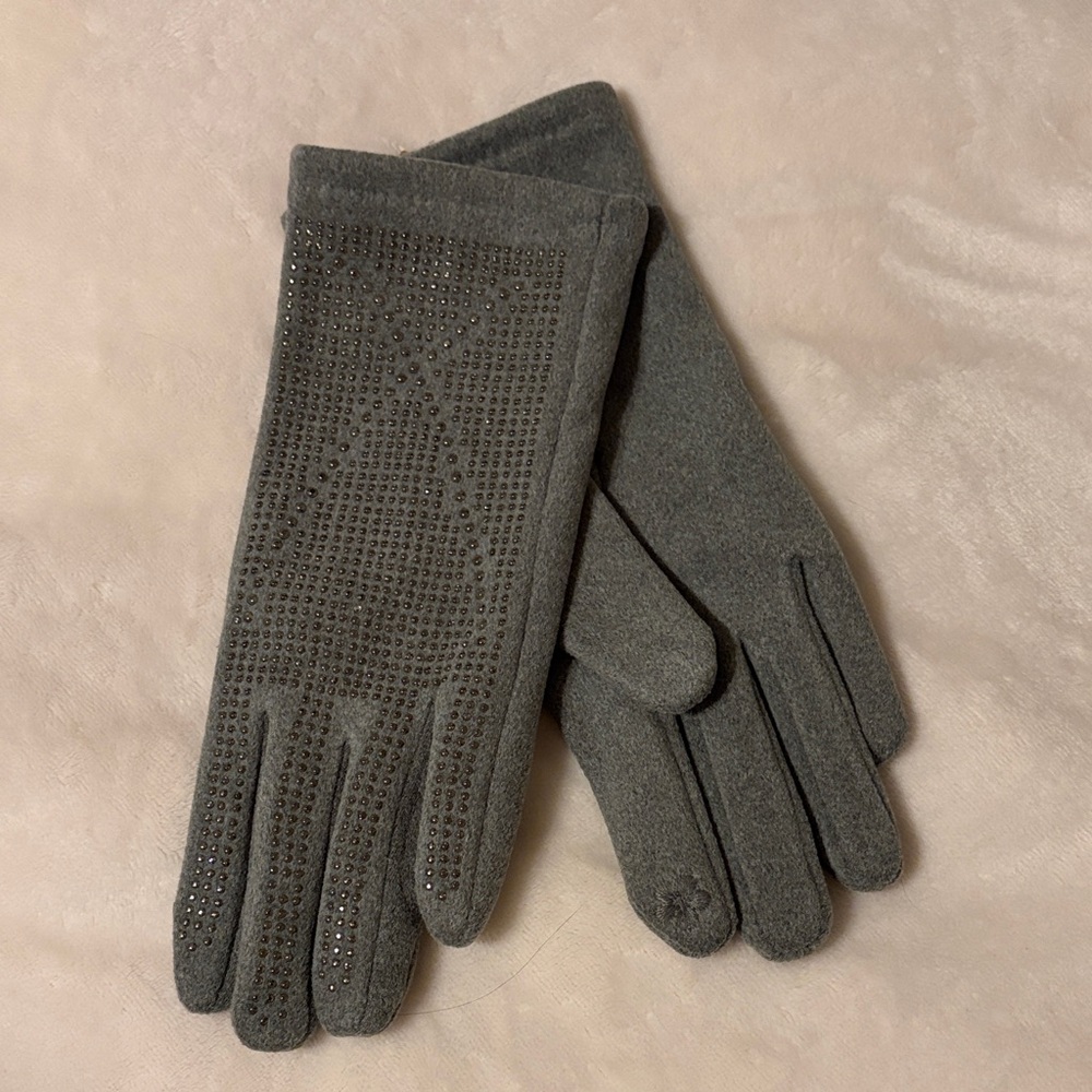 Elegant Assorted Gloves - Picture 6 of 8